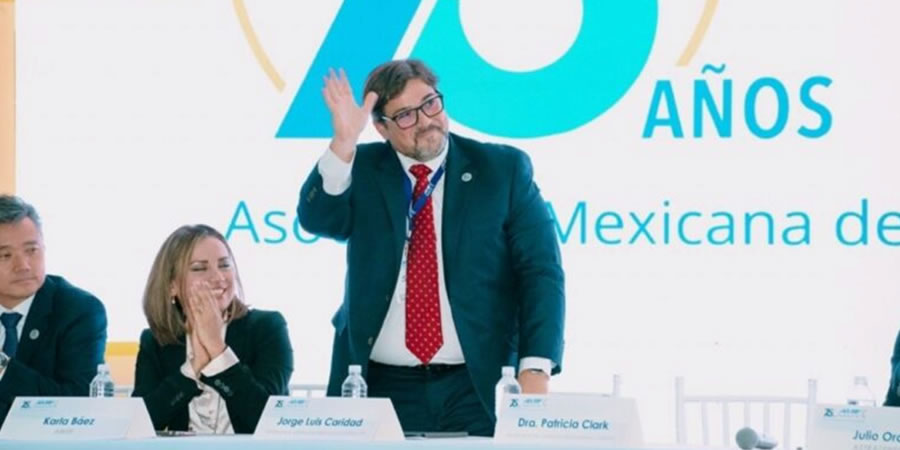 ANUNCIA AMIIF RELEVO EN SU PRESIDENCIA CON PLENA ESTABILIDAD INSTITUCIONAL ANUNCIA AMIIF RELEVO EN SU PRESIDENCIA CON PLENA ESTABILIDAD INSTITUCIONAL